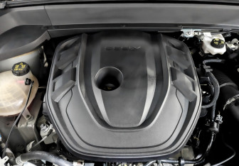 Подержанный автомобиль Geely Monjaro 2023 года (9 фото)