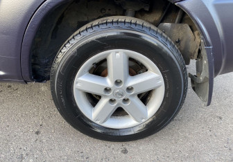 Подержанный автомобиль Nissan X-Trail 2004 года (12 фото)