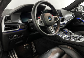 Подержанный автомобиль BMW X6 M 2020 года (11 фото)
