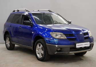Подержанный автомобиль Mitsubishi Outlander 2007 года (3 фото)