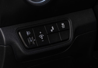 Подержанный автомобиль Kia K3 Hatchback 2021 года (19 фото)