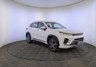 Подержанный автомобиль Exeed LX 2022 года (3 фото)