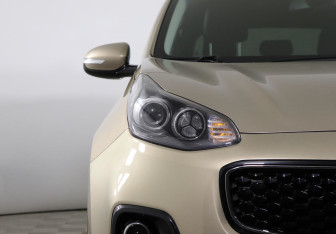 Подержанный автомобиль Kia Sportage 2016 года (5 фото)