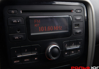 Подержанный автомобиль Renault Duster 2014 года (14 фото)