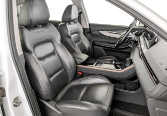 Подержанный автомобиль Exeed LX 2022 года (24 фото)