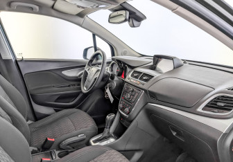 Подержанный автомобиль Opel Mokka 2014 года (11 фото)