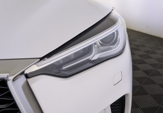 Подержанный автомобиль Infiniti QX50 2021 года (11 фото)