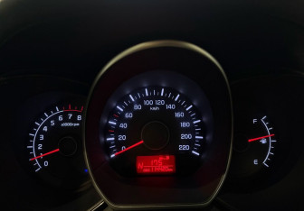 Подержанный автомобиль Kia Rio Sedan 2013 года (15 фото)