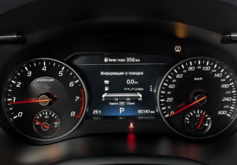 Подержанный автомобиль Kia Stinger 2022 года (16 фото)