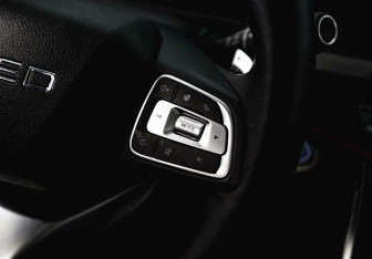 Подержанный автомобиль Exeed VX 2022 года (12 фото)