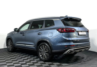 Подержанный автомобиль Chery Tiggo 8 Pro 2021 года (7 фото)