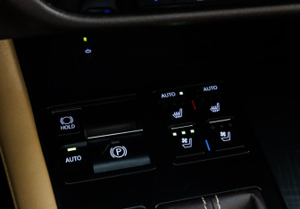 Подержанный автомобиль Lexus RX 2017 года (14 фото)