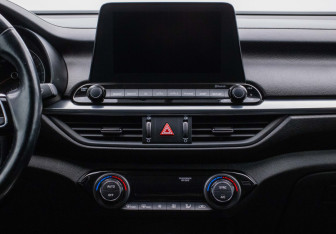 Подержанный автомобиль Kia Cerato Sedan 2021 года (14 фото)