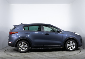 Подержанный автомобиль Kia Sportage 2016 года (4 фото)