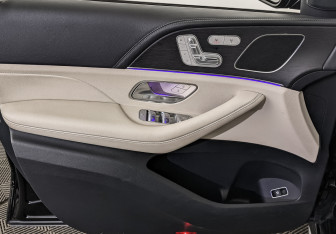 Подержанный автомобиль Mercedes-Benz GLE 2021 года (19 фото)