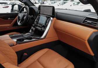 Новый Lexus LX 2025 (13 фото)