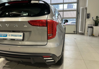 Подержанный автомобиль Haval Jolion 2024 года (9 фото)