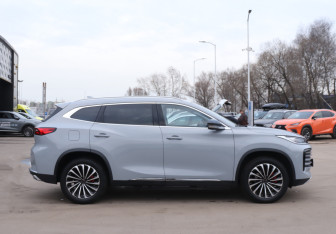 Подержанный автомобиль Exeed TXL 2023 года (4 фото)