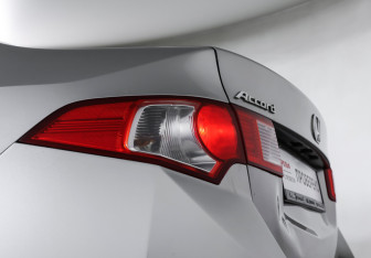 Подержанный автомобиль Honda Accord Sedan 2008 года (23 фото)