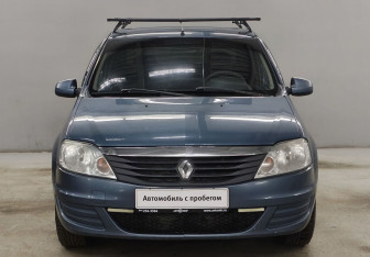 Подержанный автомобиль Renault Logan Sedan 2014 года (2 фото)