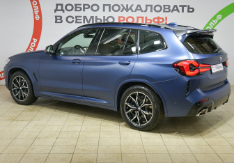 Подержанный автомобиль BMW X3 2021 года (6 фото)