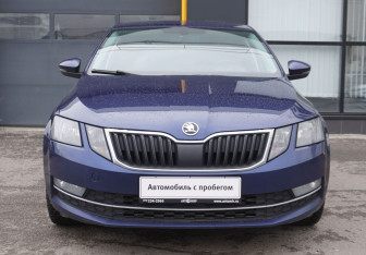 Подержанный автомобиль Skoda Octavia Liftback 2017 года (2 фото)