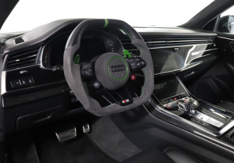 Подержанный автомобиль Audi SQ8 2019 года (13 фото)