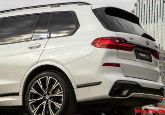 Подержанный автомобиль BMW X7 2020 года (34 фото)