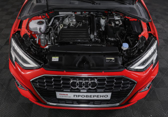 Подержанный автомобиль Audi A3 Hatchback 2021 года (9 фото)