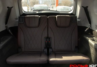 Подержанный автомобиль Chery Tiggo 8 Pro Max 2023 года (13 фото)