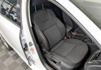 Подержанный автомобиль Skoda Octavia Liftback 2018 года (22 фото)