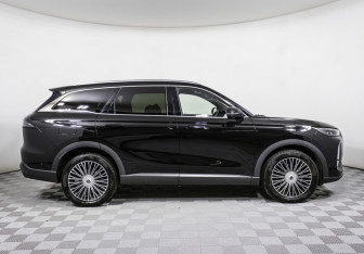 Подержанный автомобиль Chery Tiggo 9 2024 года (4 фото)