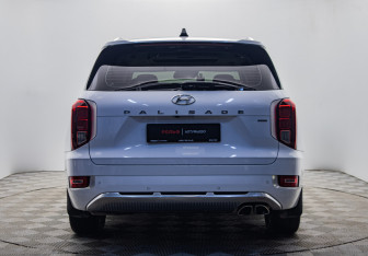 Подержанный автомобиль Hyundai Palisade 2020 года (4 фото)