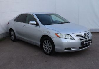 Подержанный автомобиль Toyota Camry Sedan 2008 года (3 фото)