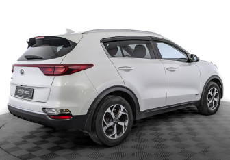 Подержанный автомобиль Kia Sportage 2019 года (5 фото)