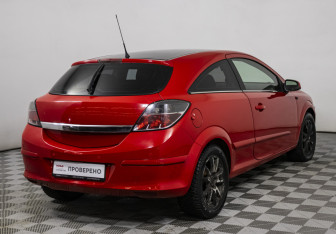 Подержанный автомобиль Opel Astra Hatchback 2008 года (5 фото)