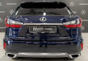 Подержанный автомобиль Lexus RX 2017 года (6 фото)