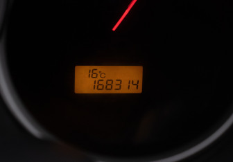 Подержанный автомобиль Honda Jazz 2008 года (12 фото)