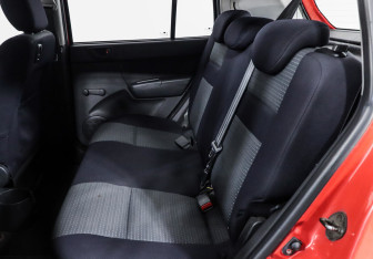 Подержанный автомобиль Hyundai Getz 2005 года (9 фото)