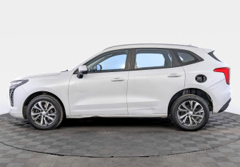 Подержанный автомобиль Haval Jolion 2022 года (8 фото)