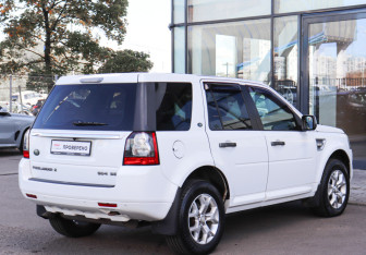 Подержанный автомобиль Land Rover Freelander 2011 года (4 фото)