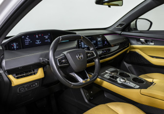 Подержанный автомобиль Changan UNI-K 2024 года (10 фото)