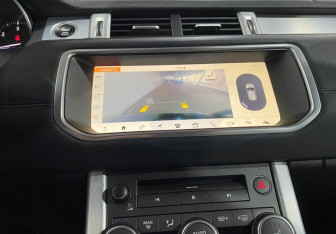 Подержанный автомобиль Land Rover Range Rover Evoque 2017 года (13 фото)