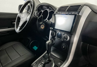 Подержанный автомобиль Suzuki Grand Vitara 2013 года (5 фото)