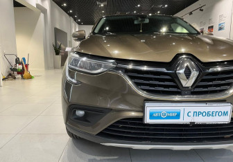 Подержанный автомобиль Renault Arkana 2019 года (8 фото)