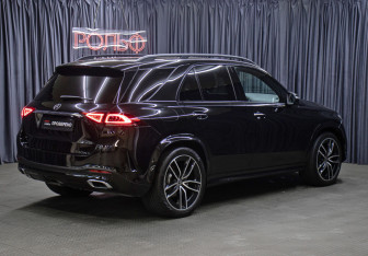 Подержанный автомобиль Mercedes-Benz GLE 2019 года (5 фото)