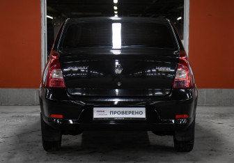 Подержанный автомобиль Renault Logan Sedan 2011 года (6 фото)