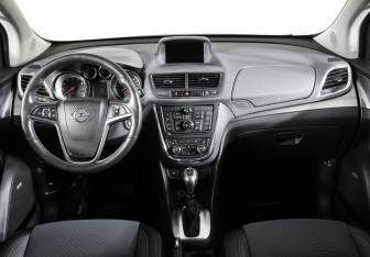 Подержанный автомобиль Opel Mokka 2014 года (13 фото)