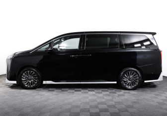 Подержанный автомобиль GAC M8 2024 года (8 фото)