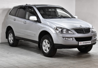 Подержанный автомобиль SsangYong Kyron 2014 года (3 фото)